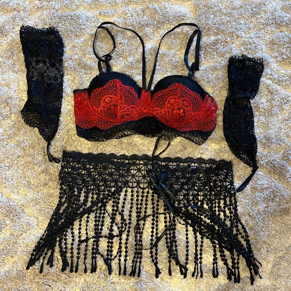 Lace Embellished Black and Red Lingerie Bra Set